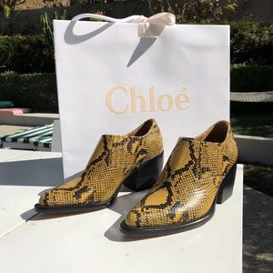 chloe rylee velvet boot
